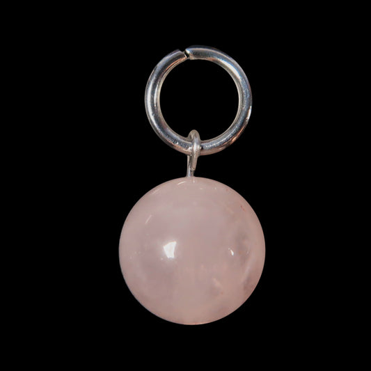 RÖSE QUÄRTZ CHÄRM